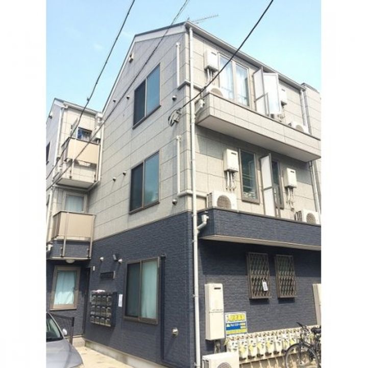 東京都足立区千住緑町2丁目の賃貸アパートの外観