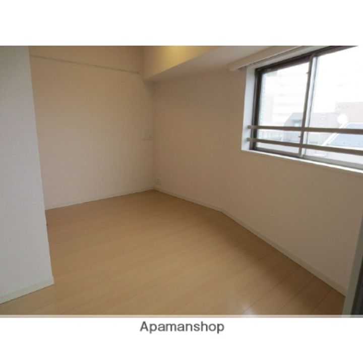 東京都葛飾区亀有3丁目の賃貸マンションの居間