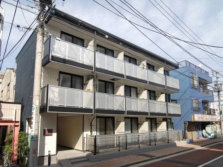 レオパレスマルコフォーの外観