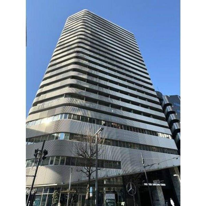 フロンティア新宿タワーの外観