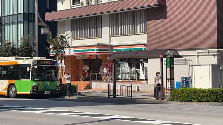 東京都台東区雷門1丁目の賃貸マンションの周辺