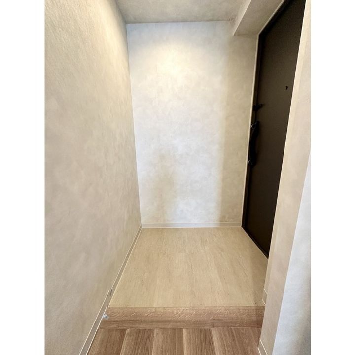 ウェルスクエア中目黒Ⅱの玄関