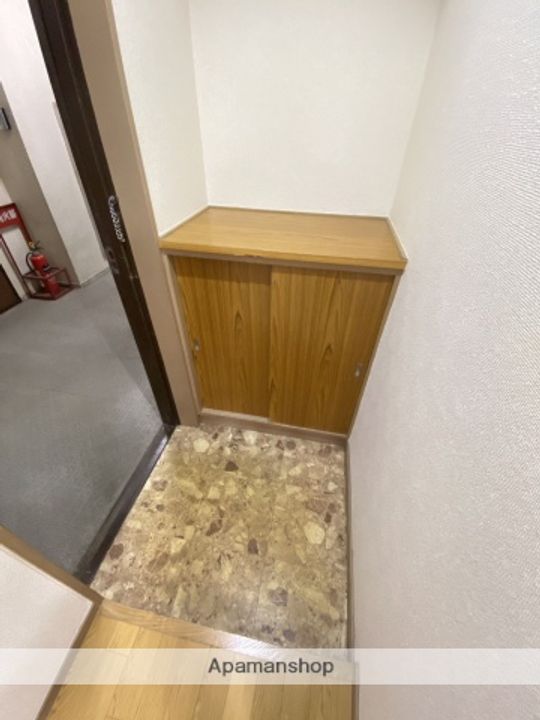 ライオンズマンション田園調布の玄関