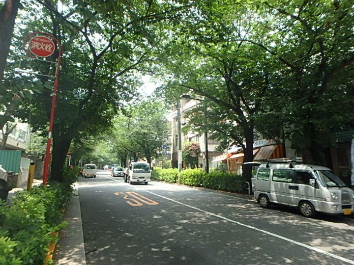 クラッサ目黒かむろ坂の周辺