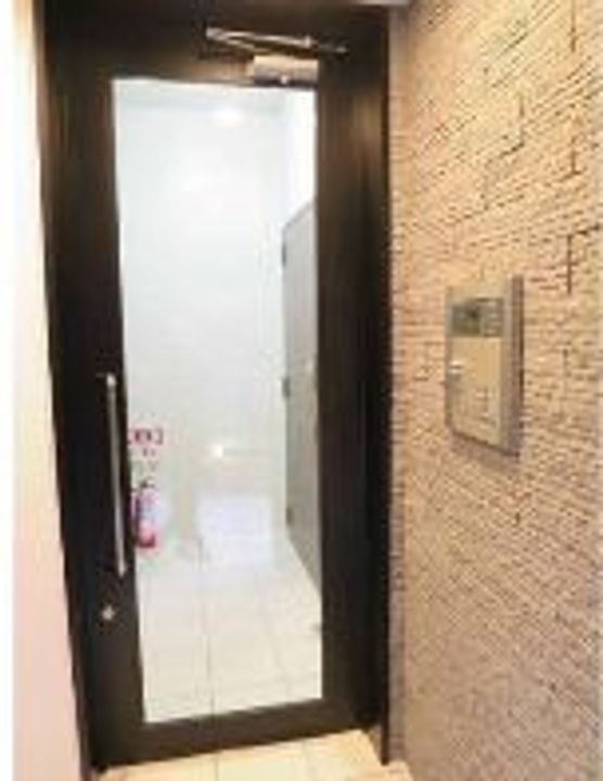 東京都目黒区目黒本町1丁目の賃貸マンションの外観