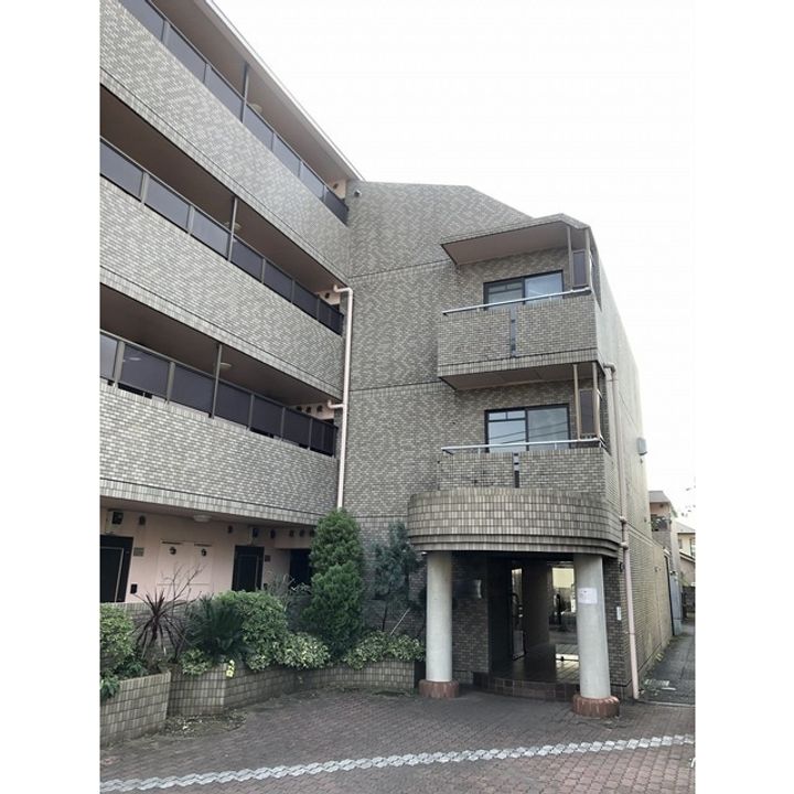 アーバン・ドヌールの外観