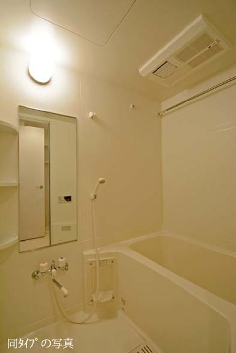 コンフォリア麻布十番0303の風呂