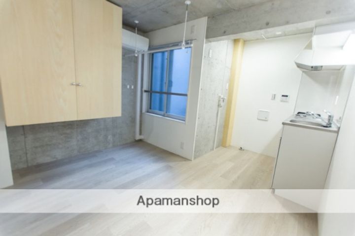 ポルトグランデ目黒かむろ坂の居間