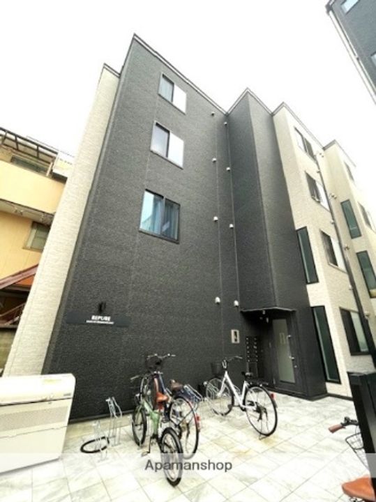 東京都板橋区坂下3丁目の賃貸マンションの外観