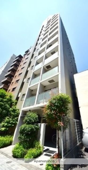 東京都中央区新川2丁目の賃貸マンションの外観