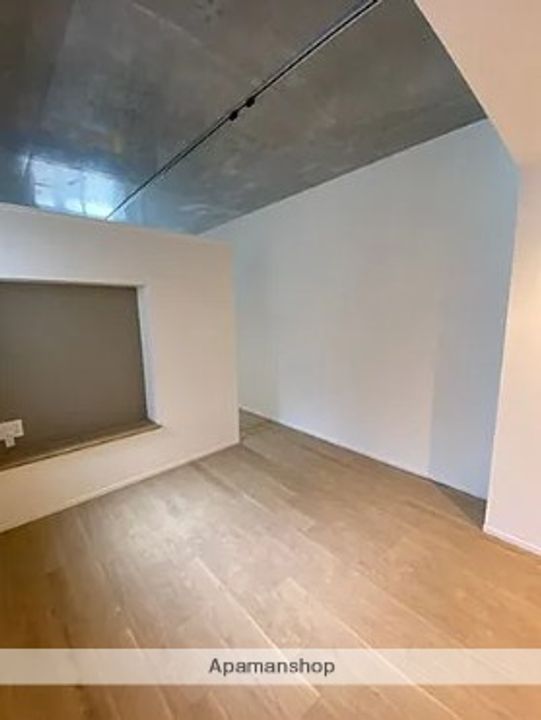 東京都中央区日本橋浜町3丁目の賃貸マンションの居間