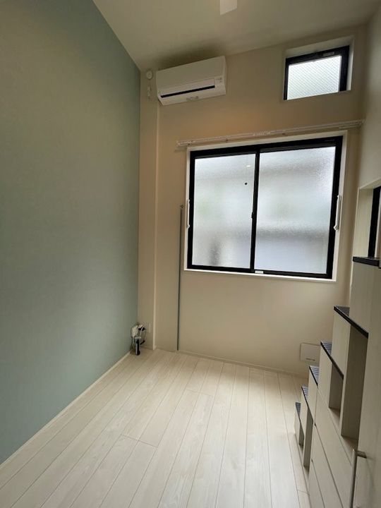 東京都板橋区中台1丁目の賃貸アパートの居間