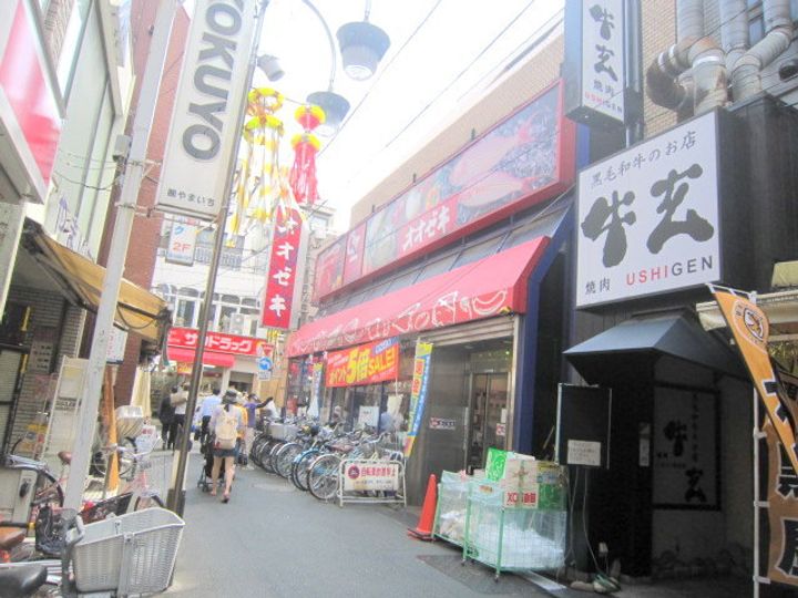 アンソレイユの周辺