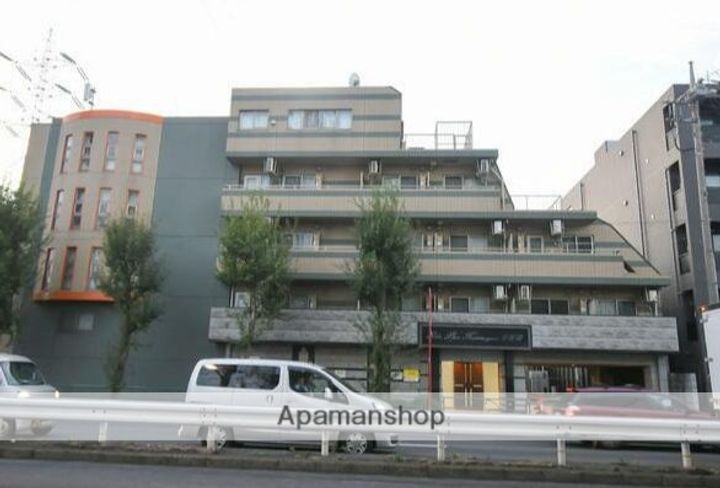 東京都杉並区上高井戸2丁目の賃貸マンションの外観