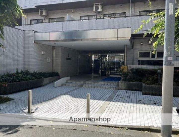 東京都杉並区西荻南3丁目の賃貸マンションの外観
