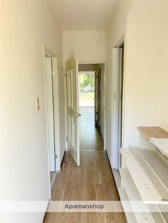 東京都西東京市芝久保町1丁目の賃貸マンションの内装