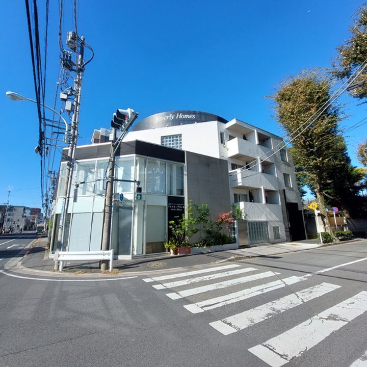 東京都武蔵野市吉祥寺北町3丁目の賃貸マンションの外観