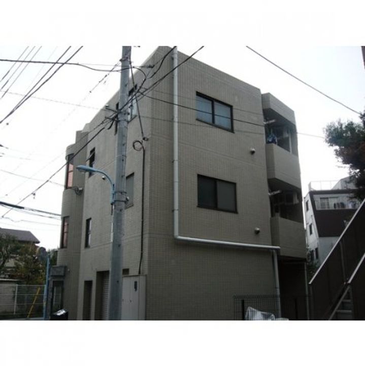 ルプレ荻窪の外観