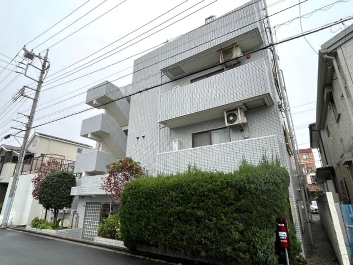 東京都武蔵野市中町3丁目の賃貸マンションの外観