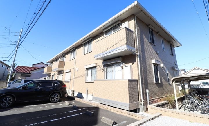 パルテール三鷹の外観