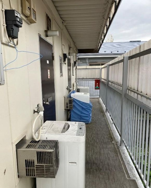 エステートいずみ201号室の内装