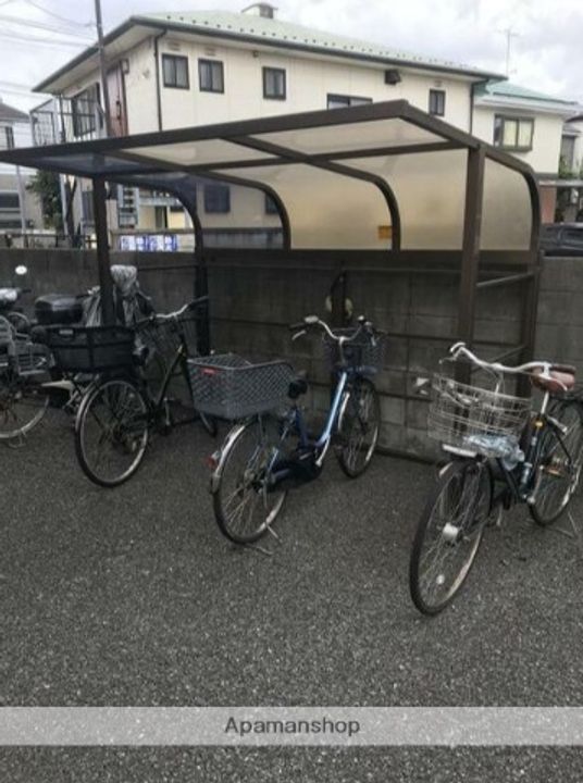 東京都中野区白鷺3丁目の賃貸アパートの外観