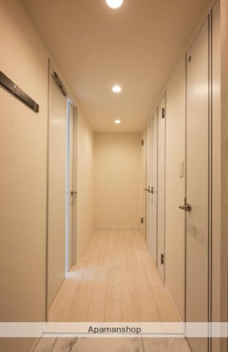 東京都杉並区天沼3丁目の賃貸マンションの玄関