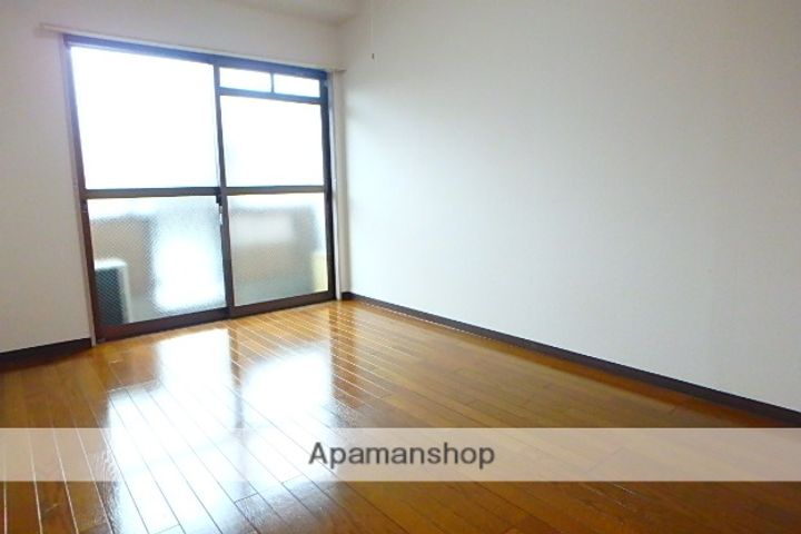 東京都江東区北砂3丁目の賃貸マンションの居間