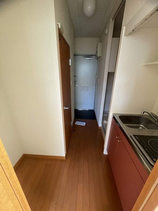 レオパレスメゾン錦の内装