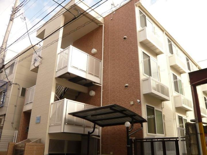 レオパレスメゾン錦の外観