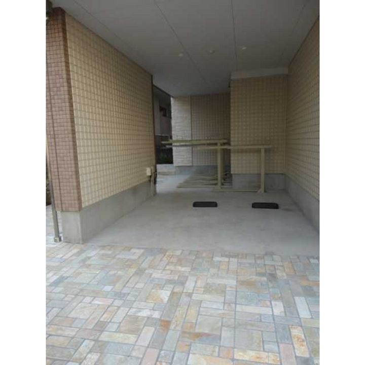 東京都荒川区東日暮里3丁目の賃貸アパートの周辺