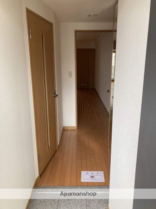 グランカーサ浅草の玄関