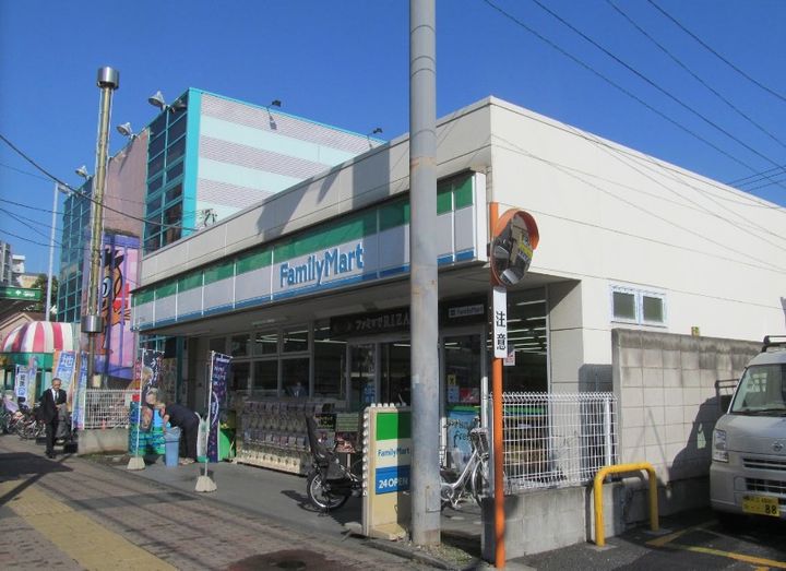 BLUE FOREST ーブルーフォレストーの周辺