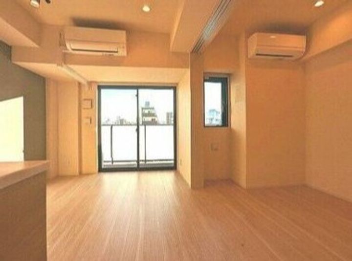 ルフォンプログレ秋葉原EASTの居間