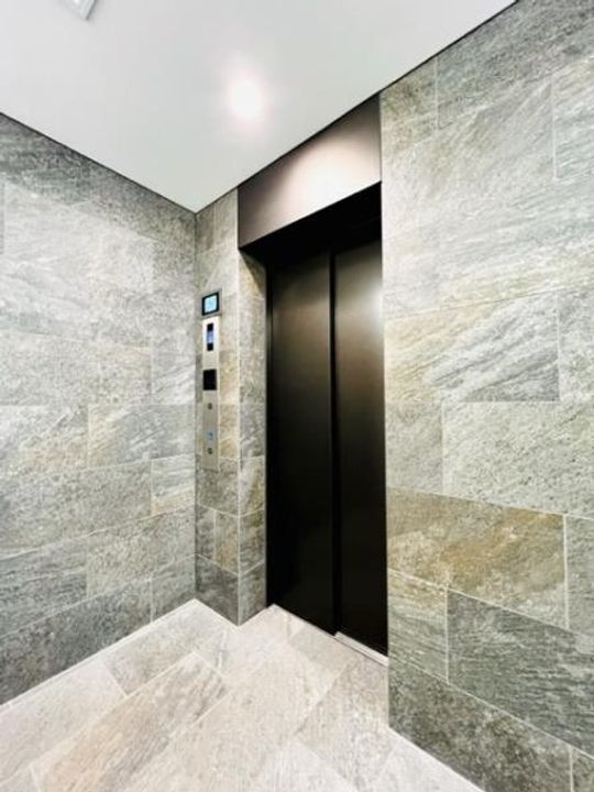 BRILLIA IST 町屋の外観