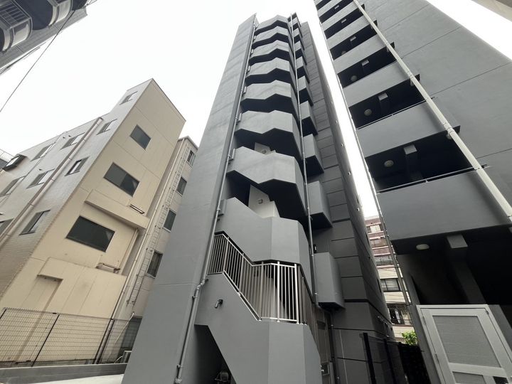 アジールコート門前仲町の外観