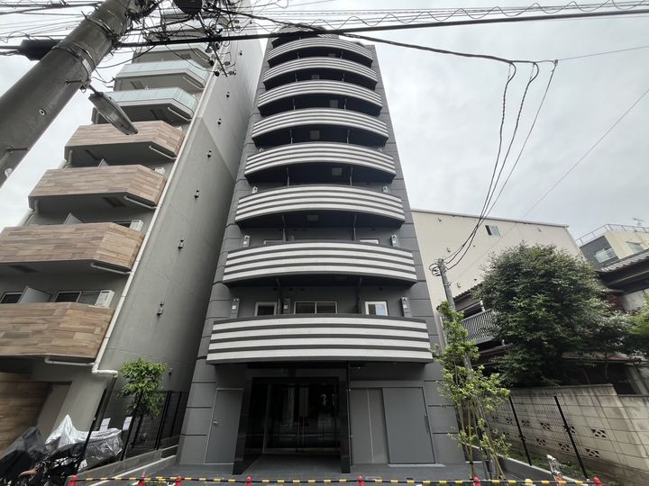 アジールコート門前仲町の外観