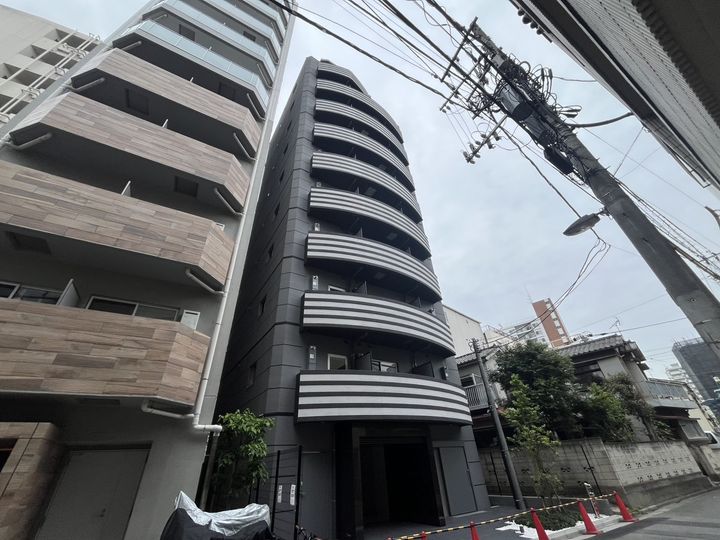 アジールコート門前仲町の外観