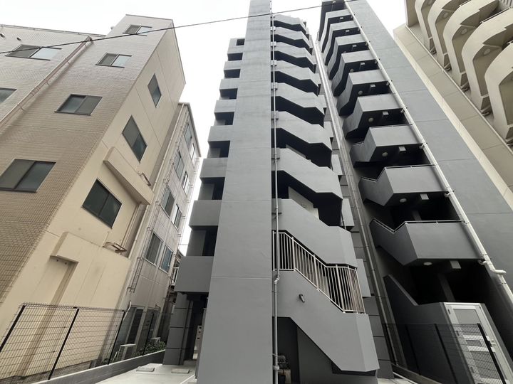 アジールコート門前仲町の外観