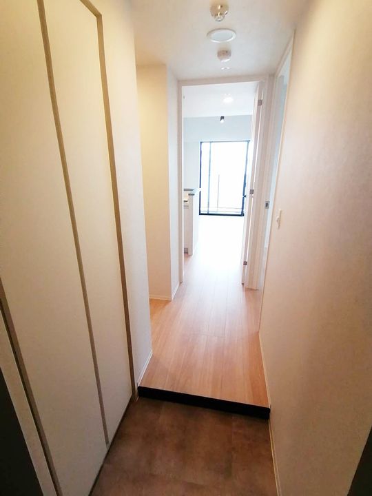 デュオフラッツ浅草蔵前の玄関