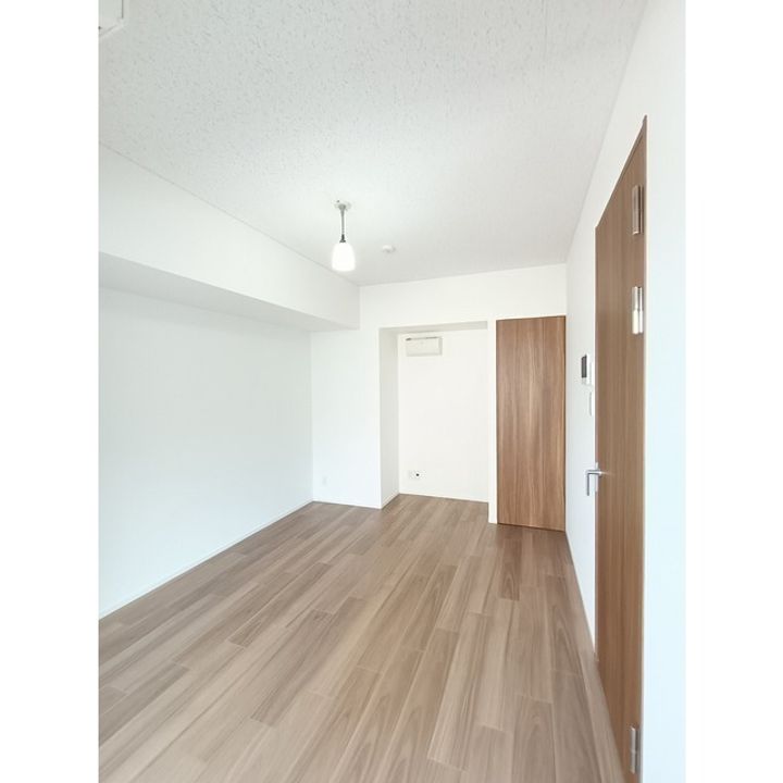 コンフォリア・リヴ森下MUTIOの居間