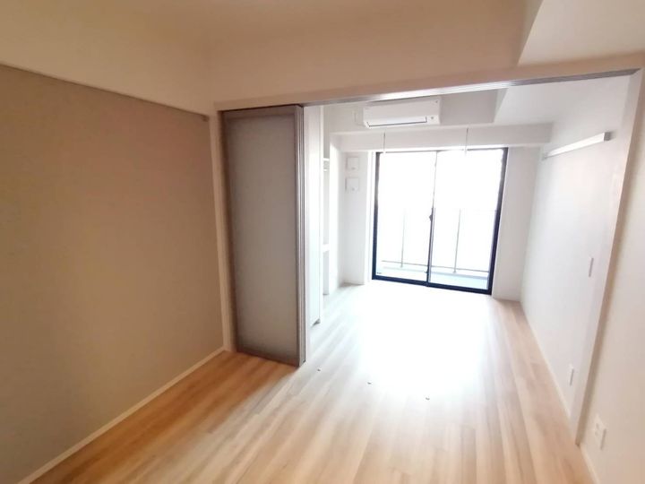 ルフォンプログレ田原町の居間