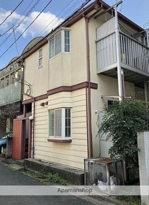 シャトー武蔵境の外観