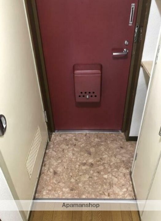 東京都豊島区東池袋2丁目の賃貸マンションの玄関