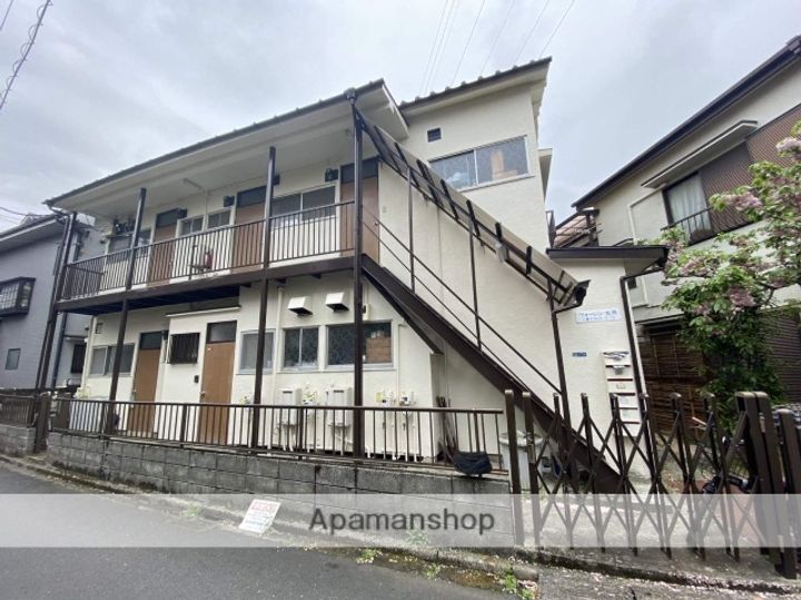 ウォーレン五月の外観