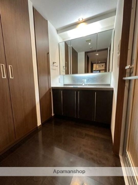 東京都文京区千石2丁目の賃貸マンションの内装