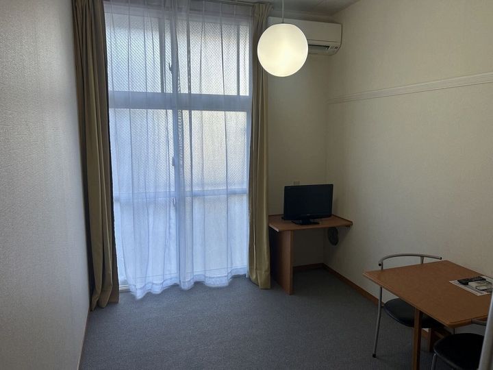 レオパレスサン・リベルタの居間