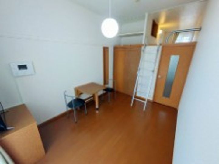 レオパレスカームYOSHIDAの居間