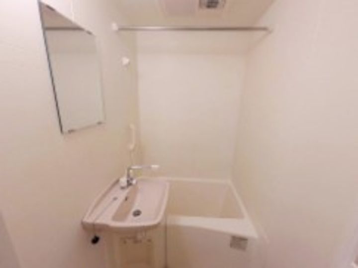 レオパレスカームYOSHIDAの風呂