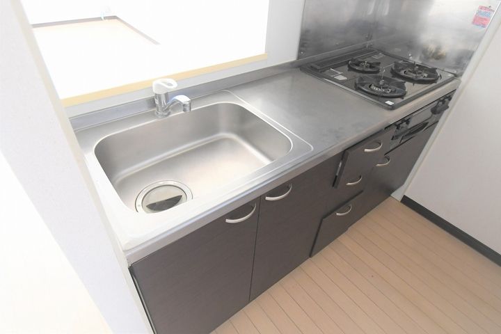 レオネクストCOMO池袋3のキッチン